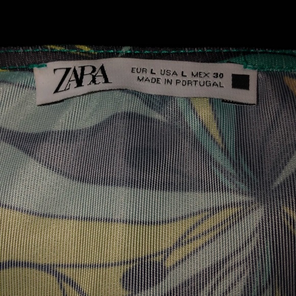 Funky patterned tank top - Picture 3 of 4